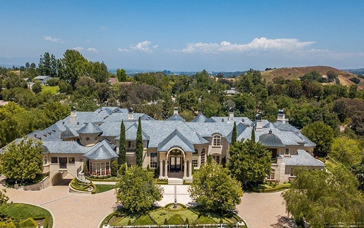 Jeffree Star and Partner Nathan Schwandt Buy A Mansion In Hidden Hills
